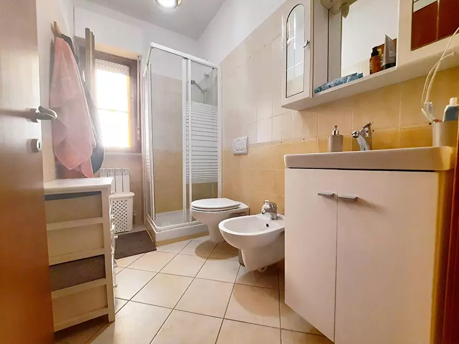 Immagine 7 di Appartamento in vendita  in VIA DEGLI OLEANDRI a Alba Adriatica