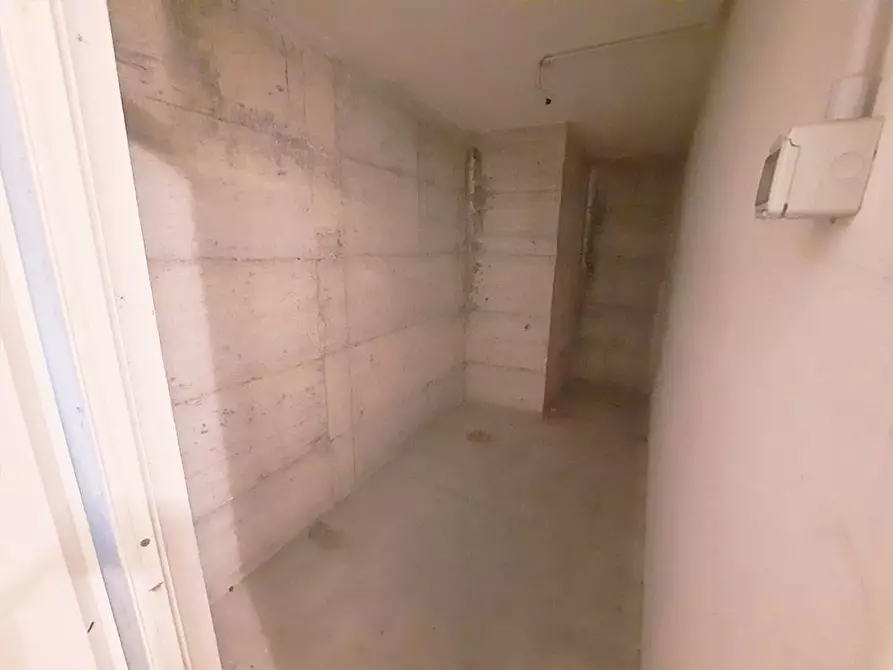 Immagine 12 di Appartamento in vendita  in VIA DEGLI OLEANDRI a Alba Adriatica