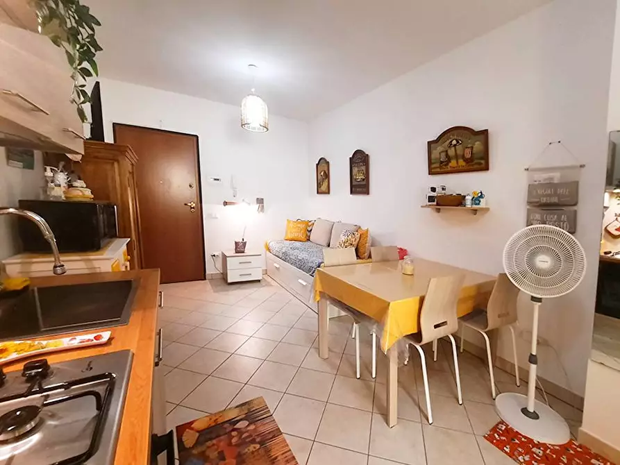 Immagine 2 di Appartamento in vendita  in VIA DEGLI OLEANDRI a Alba Adriatica