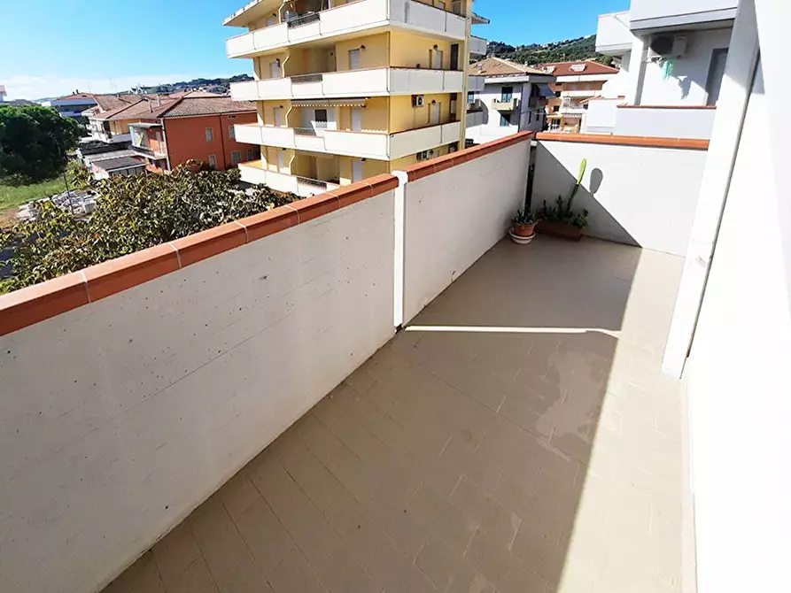 Immagine 13 di Appartamento in vendita  in VIA DEI TIGLI a Alba Adriatica
