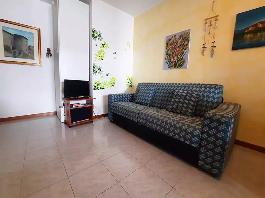 Immagine 6 di Appartamento in vendita  in VIA DEI TIGLI a Alba Adriatica