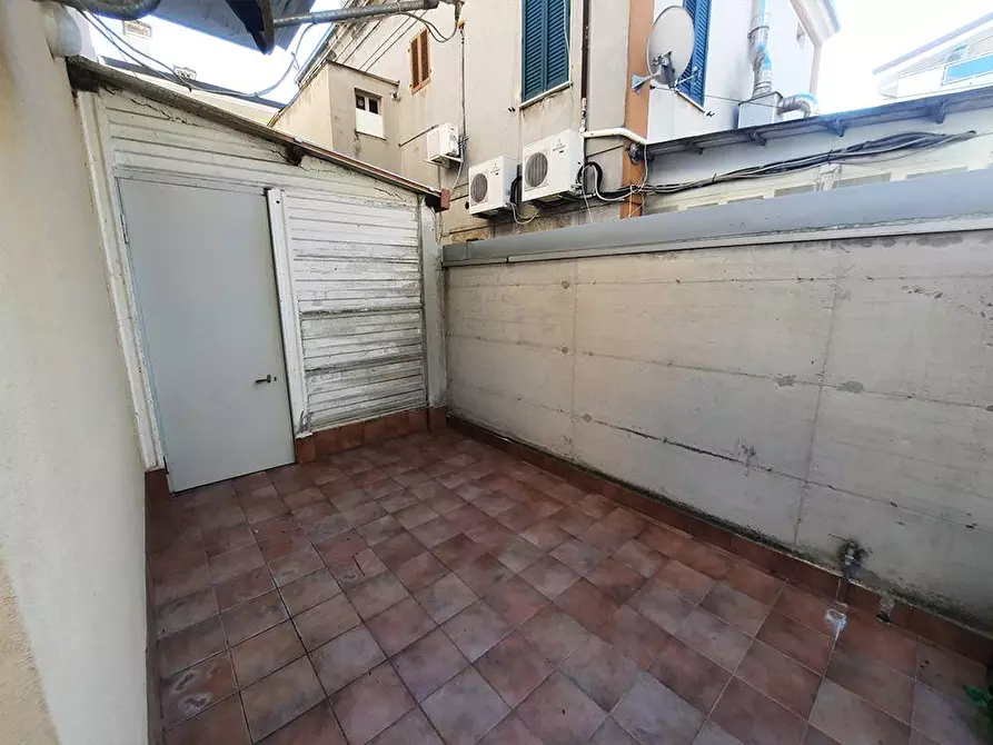 Immagine 12 di Appartamento in vendita  in via Garibaldi a Alba Adriatica