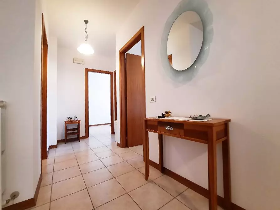 Immagine 5 di Appartamento in vendita  in via delle Gardenie 7 a Alba Adriatica