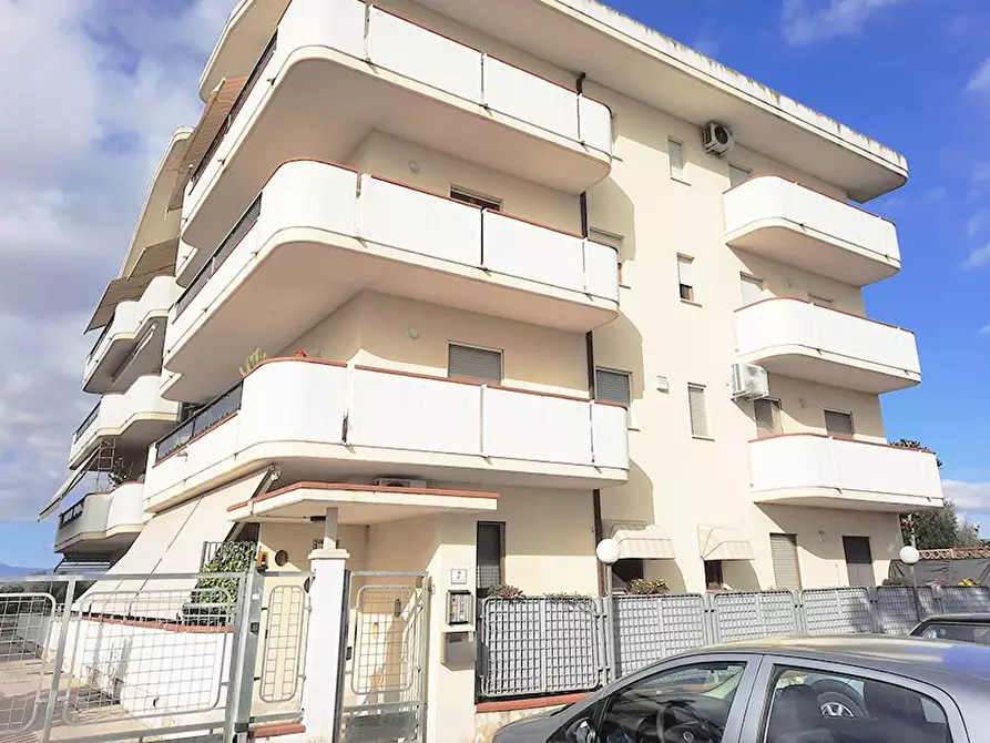 Immagine 16 di Appartamento in vendita  in via delle Gardenie 7 a Alba Adriatica