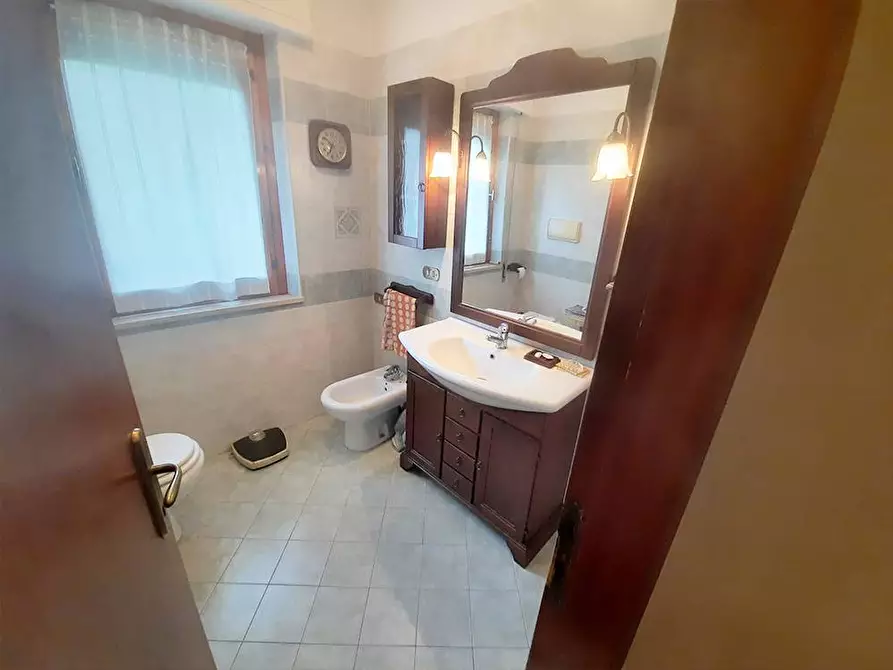 Immagine 9 di Appartamento in vendita  in via Firenze a Alba Adriatica