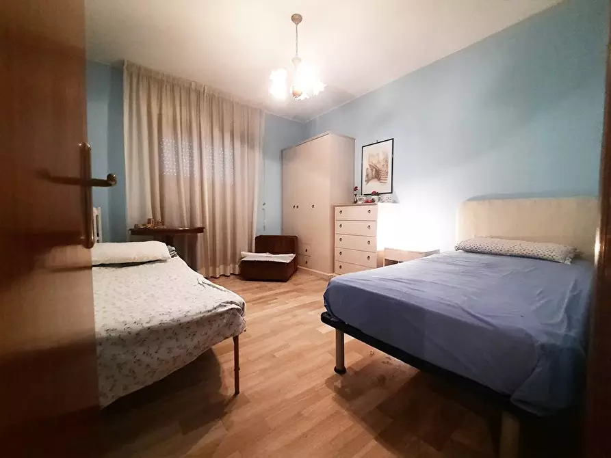 Immagine 10 di Appartamento in vendita  in via Firenze a Alba Adriatica