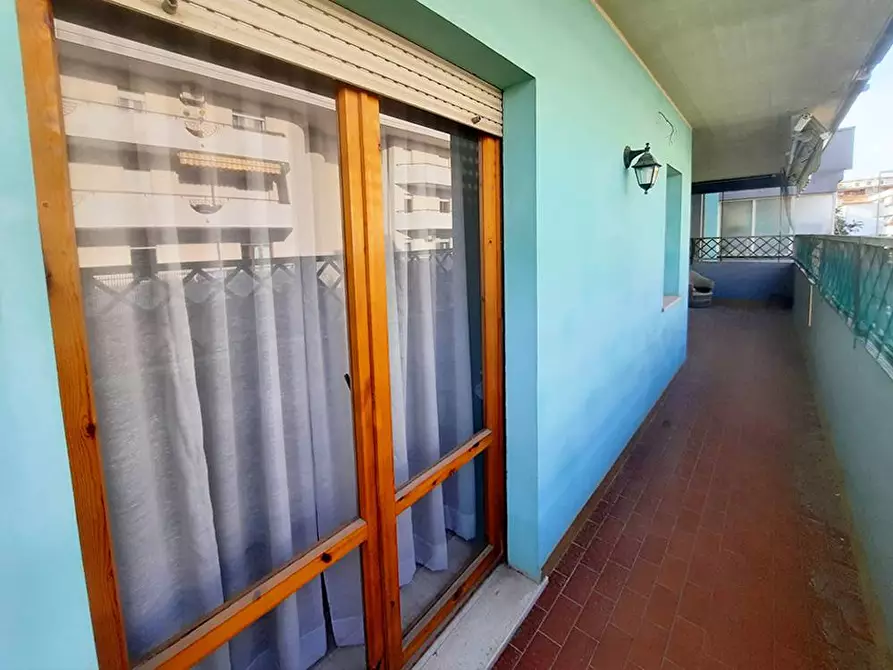 Immagine 13 di Appartamento in vendita  in via Firenze a Alba Adriatica