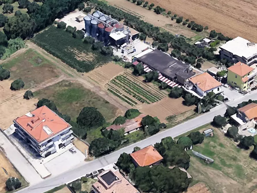 Immagine 1 di Terreno residenziale in vendita  in Via Ascolana a Alba Adriatica