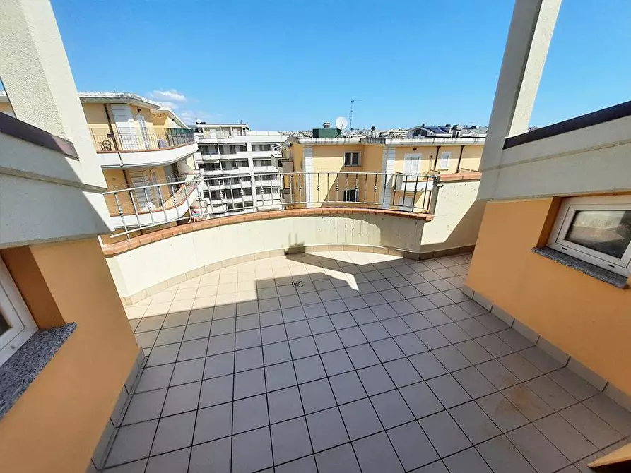 Immagine 7 di Appartamento in vendita  in Via Legnano a Alba Adriatica