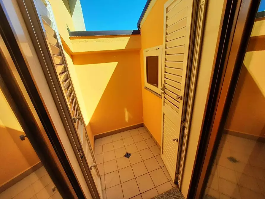 Immagine 11 di Appartamento in vendita  in Via Legnano a Alba Adriatica