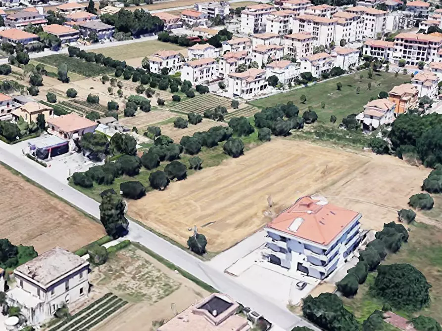 Immagine 8 di Terreno residenziale in vendita  in via Ascolana a Alba Adriatica