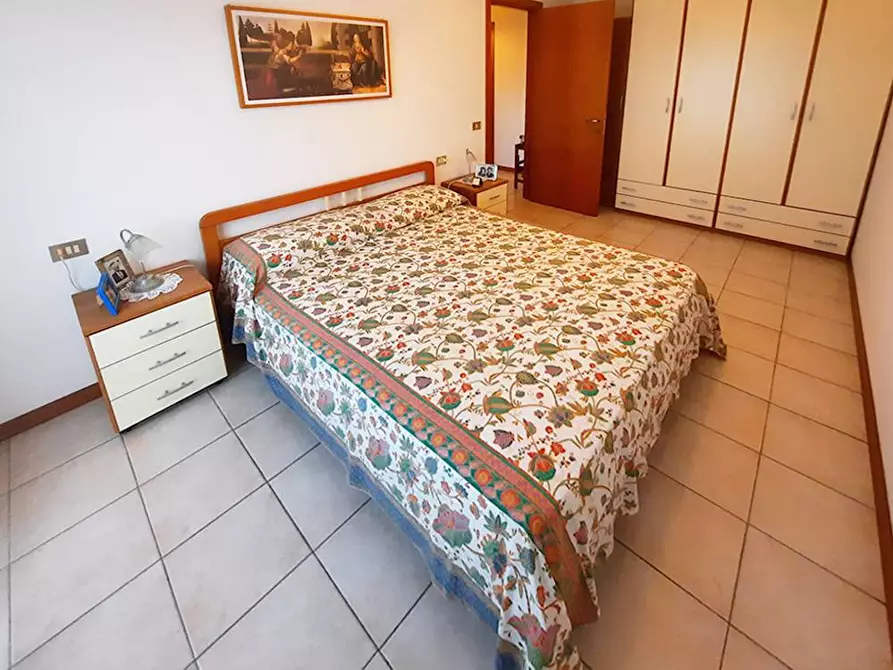 Immagine 5 di Appartamento in vendita  in via delle Gardenie 7 a Alba Adriatica