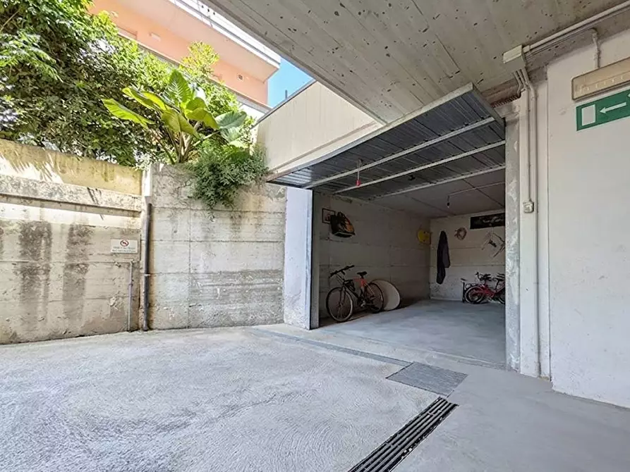 Immagine 15 di Appartamento in vendita  in VIA VERONA 16/B a Alba Adriatica