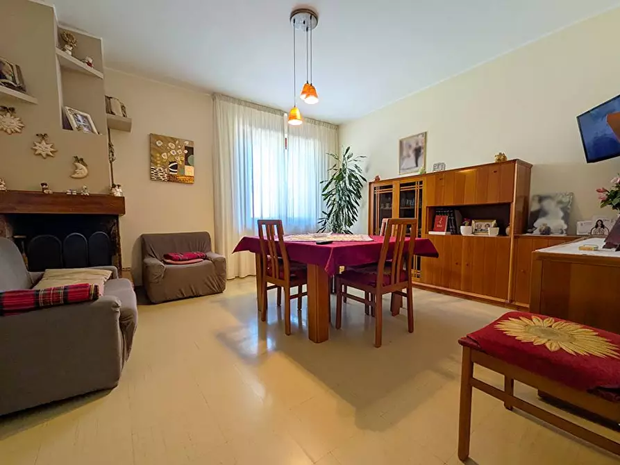 Immagine 10 di Casa semindipendente in vendita  in Contrada San Biagio a Ancarano