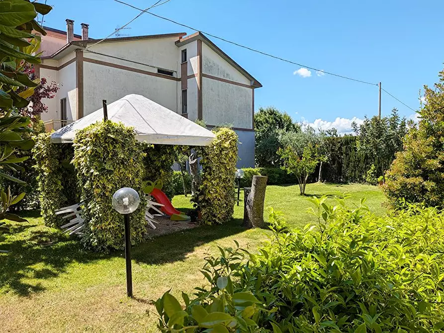 Immagine 13 di Casa semindipendente in vendita  in Contrada San Biagio a Ancarano