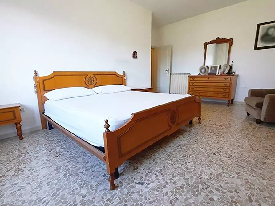 Immagine 7 di Appartamento in vendita  in Via Michelangelo a Nereto