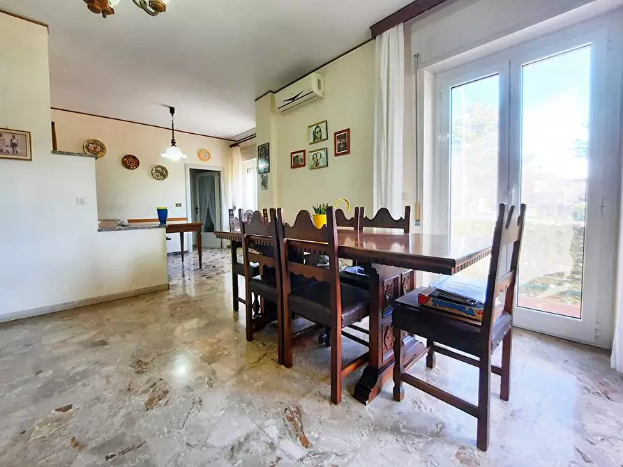 Immagine 3 di Appartamento in vendita  in Via Michelangelo a Nereto