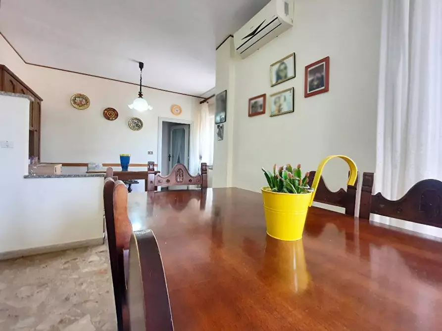 Immagine 5 di Appartamento in vendita  in Via Michelangelo a Nereto