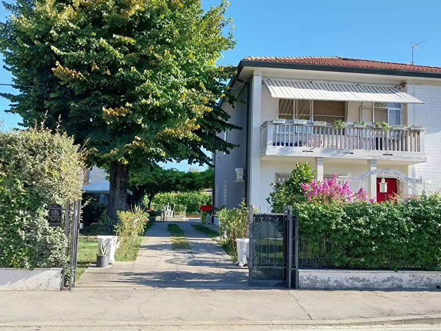 Immagine 1 di Appartamento in vendita  in Via Ferrara snc a Goro