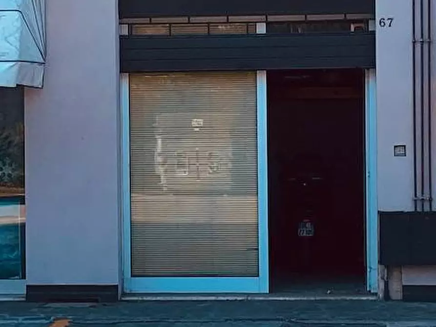 Immagine 2 di Locale commerciale in vendita  in Via Porta Catena 67 a Ferrara