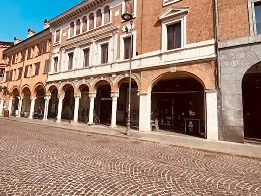 Immagine 2 di Agriturismo in vendita  in Corso Martiri della Libetà a Ferrara