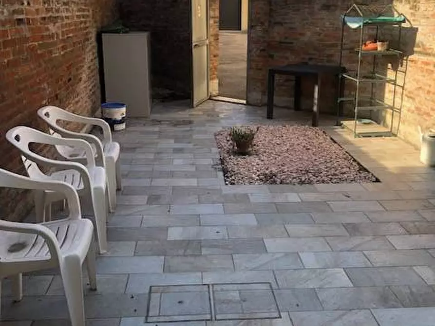Immagine 6 di Casa indipendente in vendita  in Via Mentana 8 a Ferrara