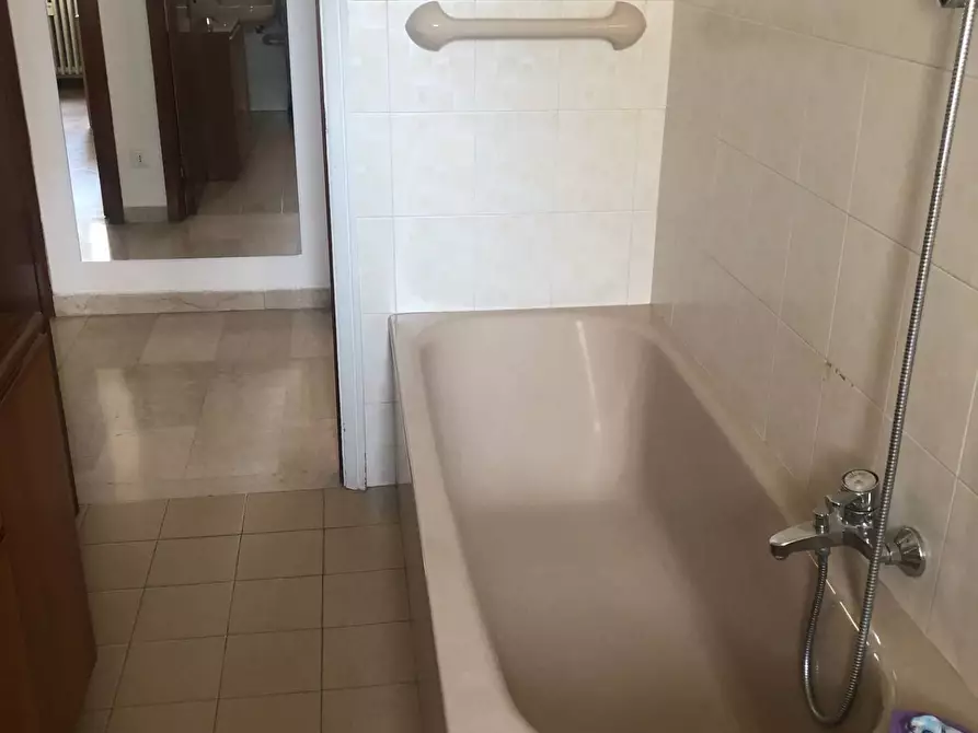 Immagine 14 di Appartamento in vendita  in Contrada Della Rosa 48 a Ferrara