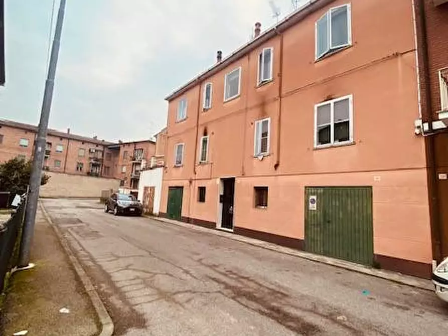 Immagine 28 di Appartamento in vendita  in Via del Piacere 16 a Ferrara