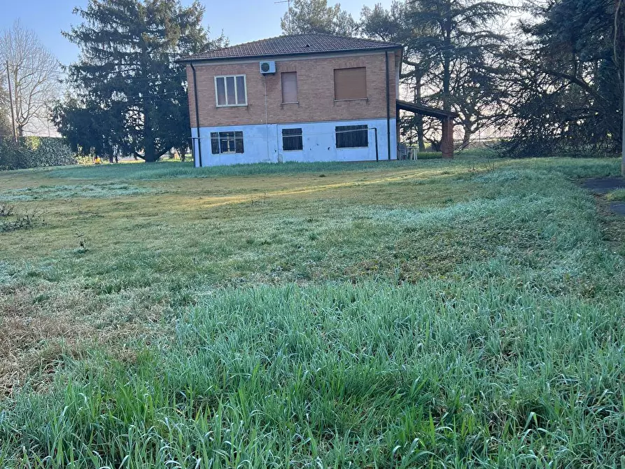 Immagine 7 di Villa in vendita  in Via Ravenna 416 a Ferrara