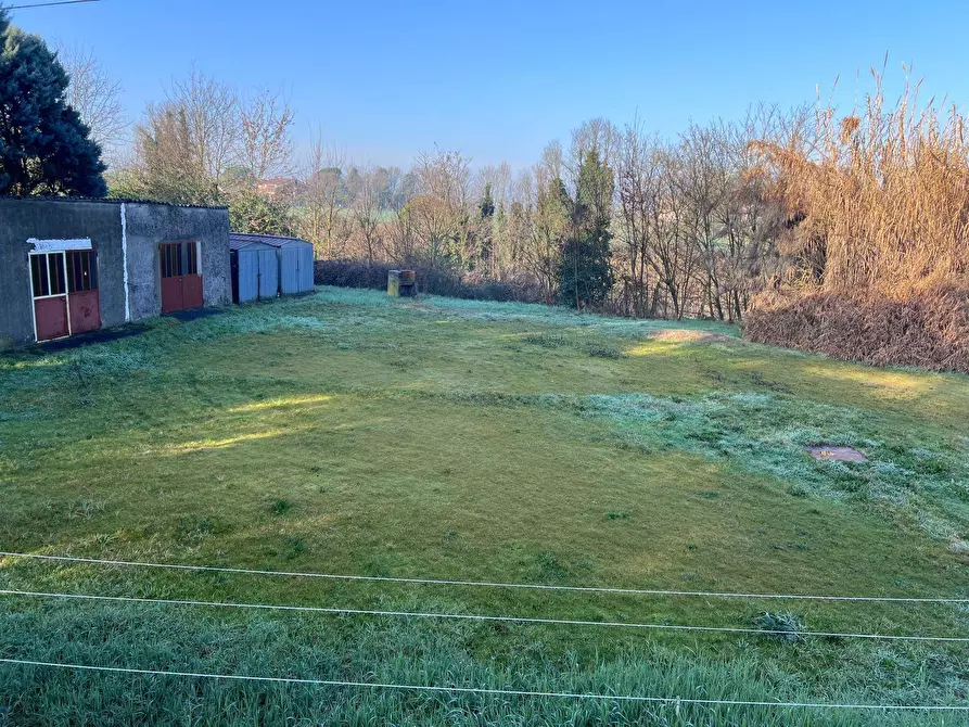 Immagine 28 di Villa in vendita  in Via Ravenna 416 a Ferrara