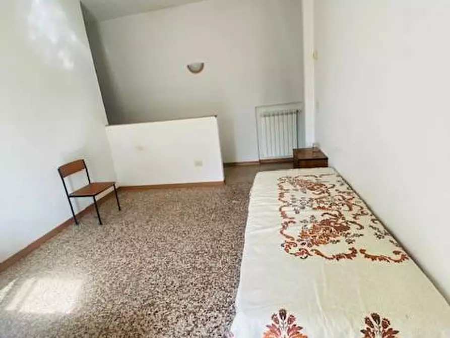 Immagine 27 di Locale commerciale in vendita  in Via Chiesa 130/a a Ferrara