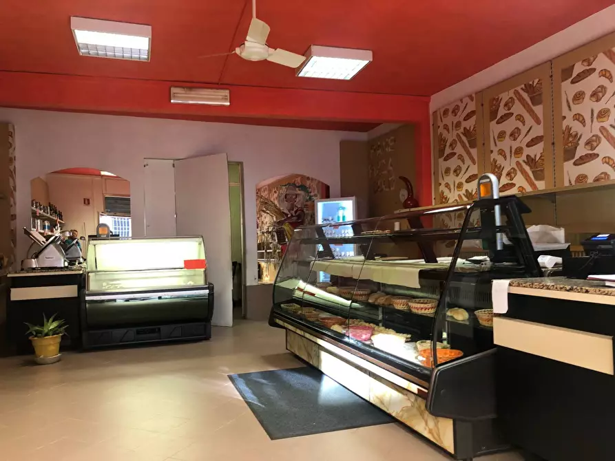 Immagine 1 di Locale commerciale in vendita  in Via Porta Romana 46 a Ferrara