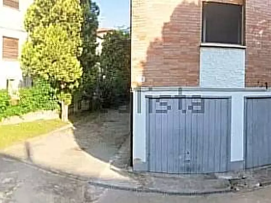 Immagine 6 di Appartamento in vendita  in Via Anna Frank a Ferrara