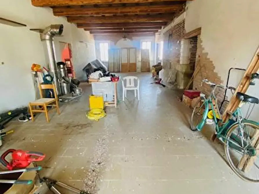 Immagine 35 di Agriturismo in vendita  in Via Copparo 292 a Ferrara