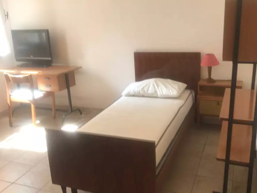 Immagine 11 di Camera in affitto  in Via Darsena 150 a Ferrara