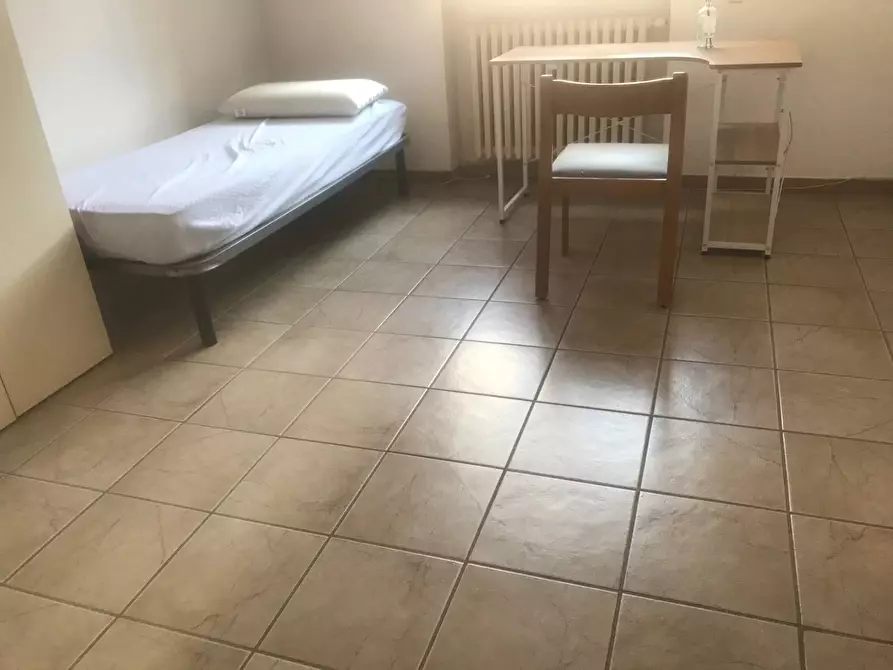 Immagine 13 di Camera in affitto  in Via Darsena 150 a Ferrara