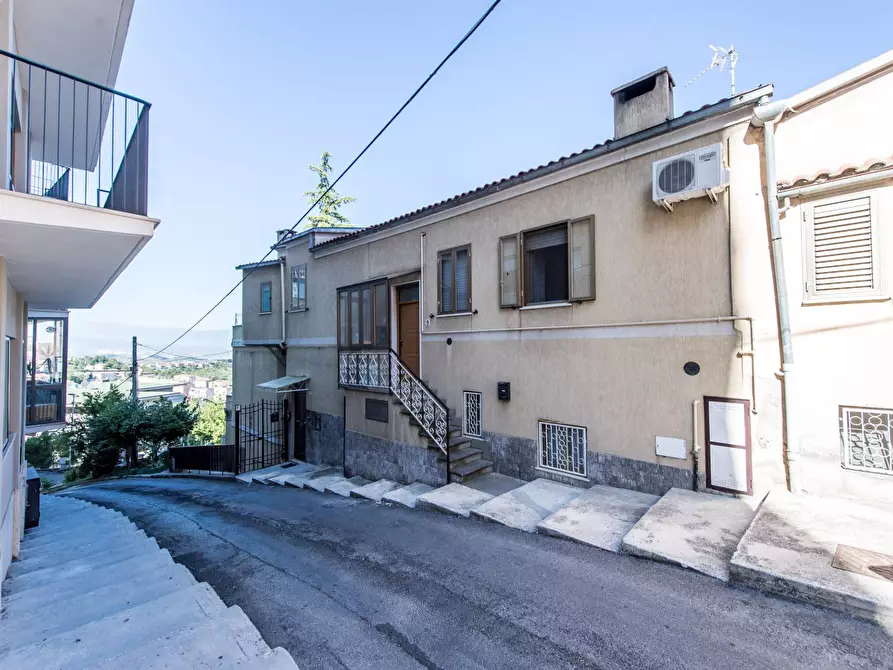 Immagine 21 di Casa indipendente in vendita  in via livio parladore a Chieti