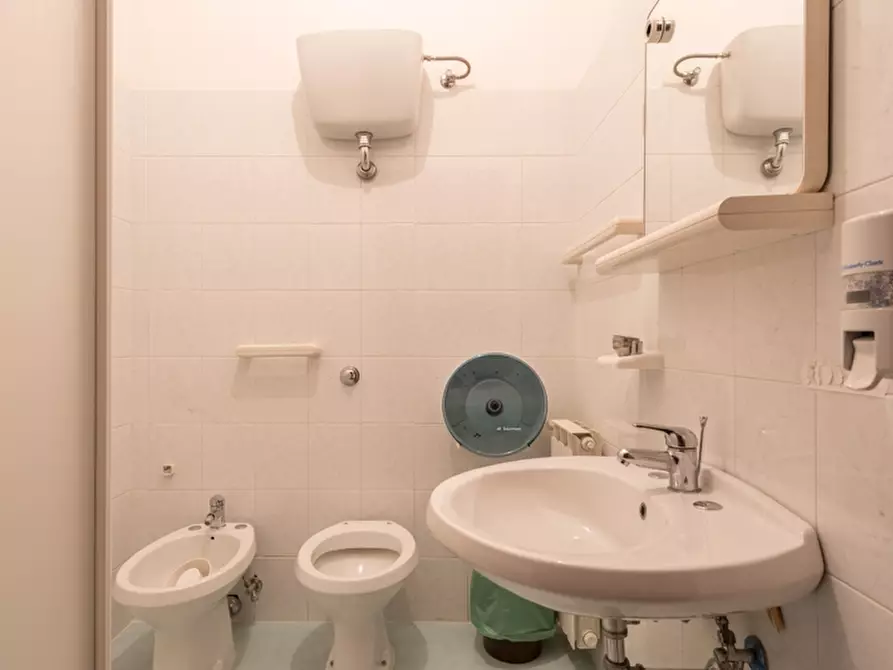 Immagine 16 di Attività commerciale in vendita  in contrada canale a Caramanico Terme