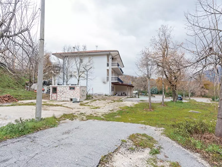 Immagine 28 di Attività commerciale in vendita  in contrada canale a Caramanico Terme