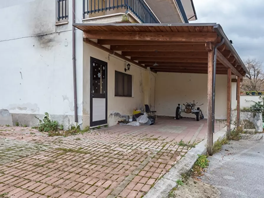 Immagine 32 di Attività commerciale in vendita  in contrada canale a Caramanico Terme