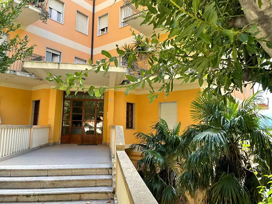 Immagine 17 di Appartamento in affitto  in Viale Europa a Chieti