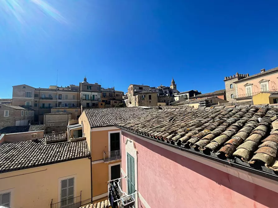 Immagine 33 di Appartamento in vendita  in via Porta Pescara 16 a Chieti