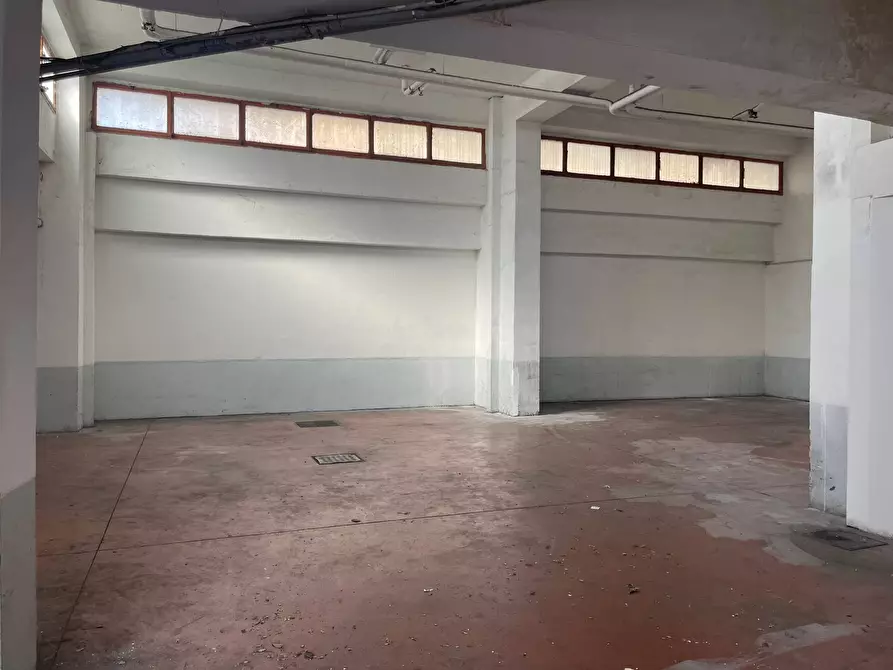 Immagine 4 di Locale commerciale in affitto  in via Milano a Chieti