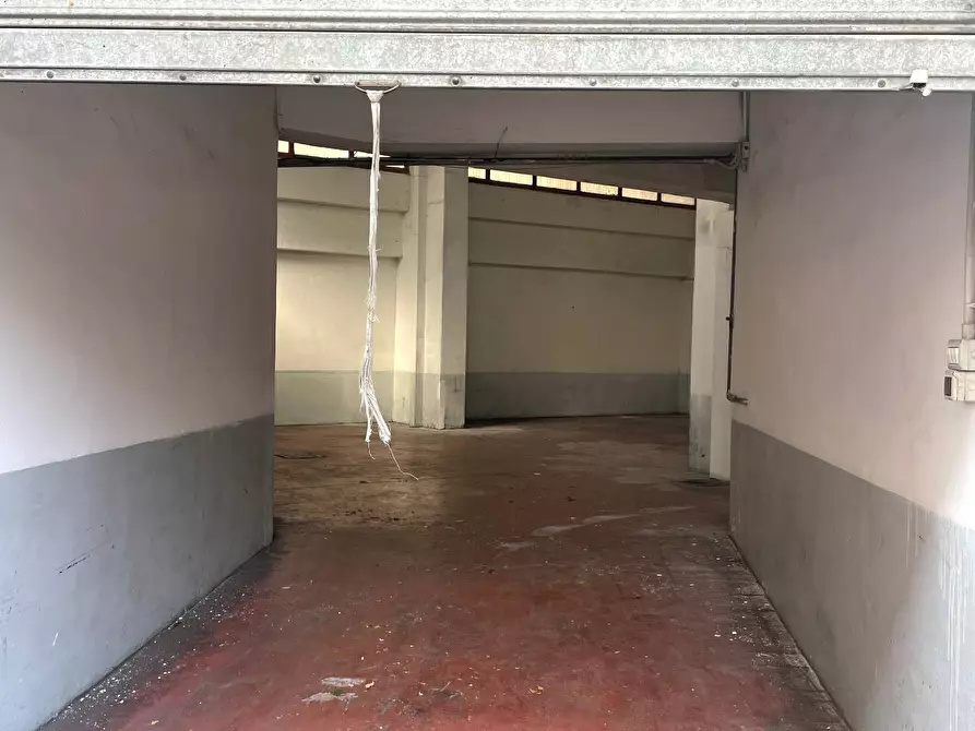 Immagine 3 di Locale commerciale in affitto  in via Milano a Chieti