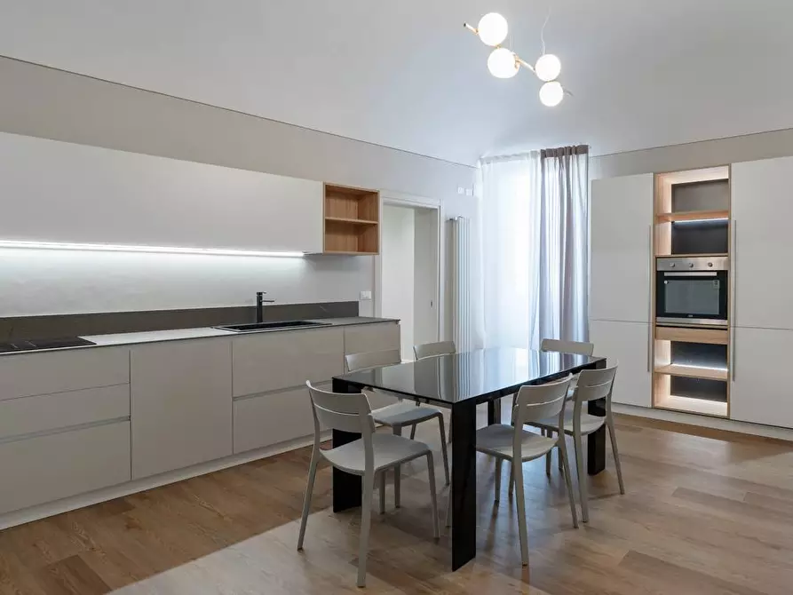Immagine 1 di Appartamento in vendita  in via Porta Pescara 16 a Chieti