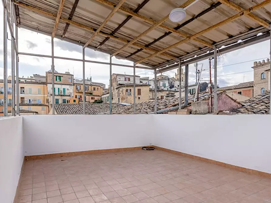 Immagine 29 di Appartamento in vendita  in via Porta Pescara 16 a Chieti