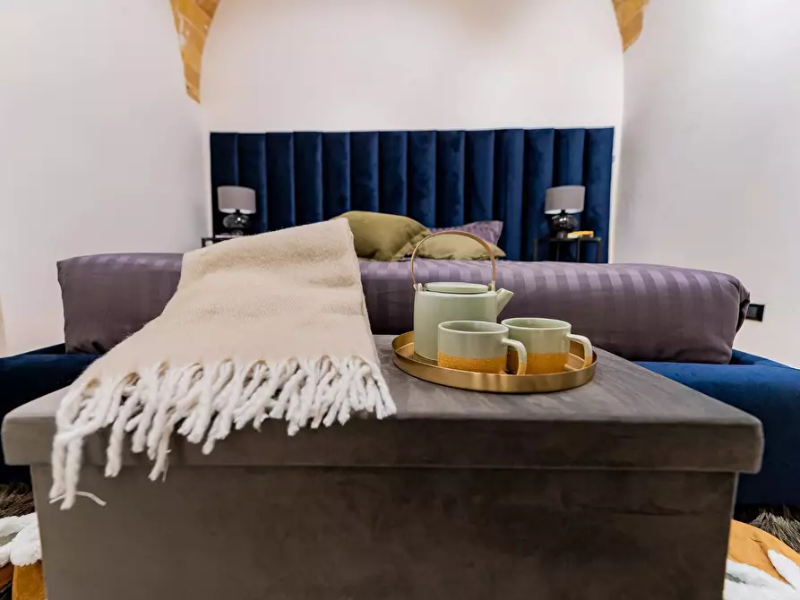 Immagine 45 di Locale commerciale in vendita  in piazza matteotti a Chieti