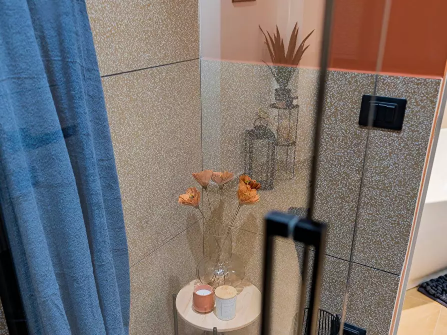 Immagine 5 di Locale commerciale in affitto  in PIAZZA MATTEOTTI a Chieti