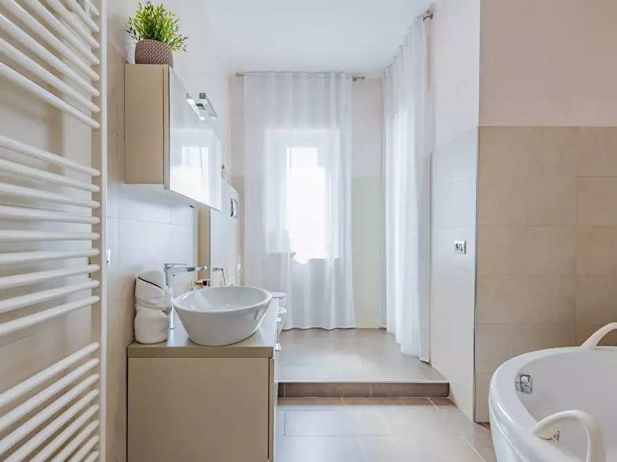 Immagine 14 di Appartamento in affitto  in Via Roma 6 a Chieti