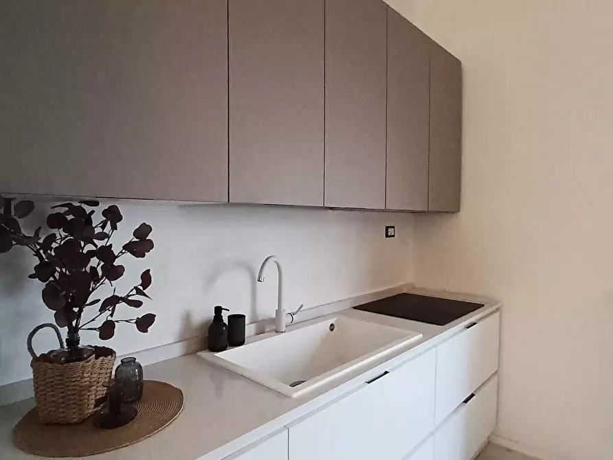 Immagine 2 di Appartamento in vendita  in VIA FEDERICO SALOMONE 99 a Chieti